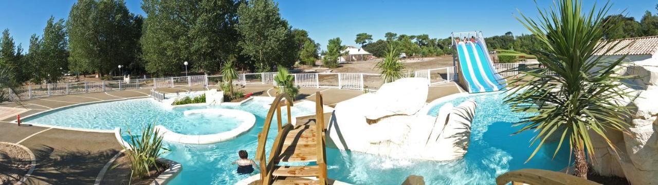 Domaine Du Collet**** Hotell Villeneuve-en-Retz Eksteriør bilde